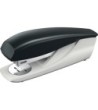 GRAPADORA PETRUS 235 COLOR NEGRO CAPACIDAD 20 HOJAS USA GRAPAS 22/6...