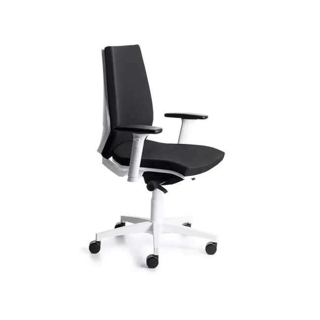 SILLA ROCADA DIRECCION CON BRAZOS REGULABLES BASE POLIMERO MECANISMO SINCRO CARCASA BLANCA TELA NEGRO