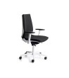 SILLA ROCADA DIRECCION CON BRAZOS REGULABLES BASE POLIMERO MECANISMO SINCRO CARCASA BLANCA TELA NEGRO