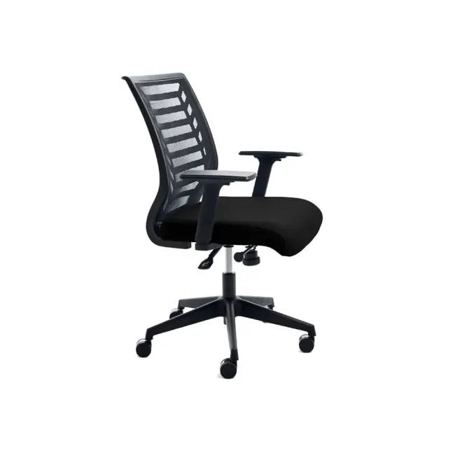 SILLA ROCADA DE OFICINA CON BRAZOS RESPALDO EN MALLA TRANSPIRABLE Y ASIENTO TAPIZADO EN TELA IGNIFUGA